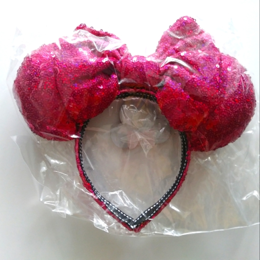 BNWT Disney Hot Pink Sequin Minnie Ears
